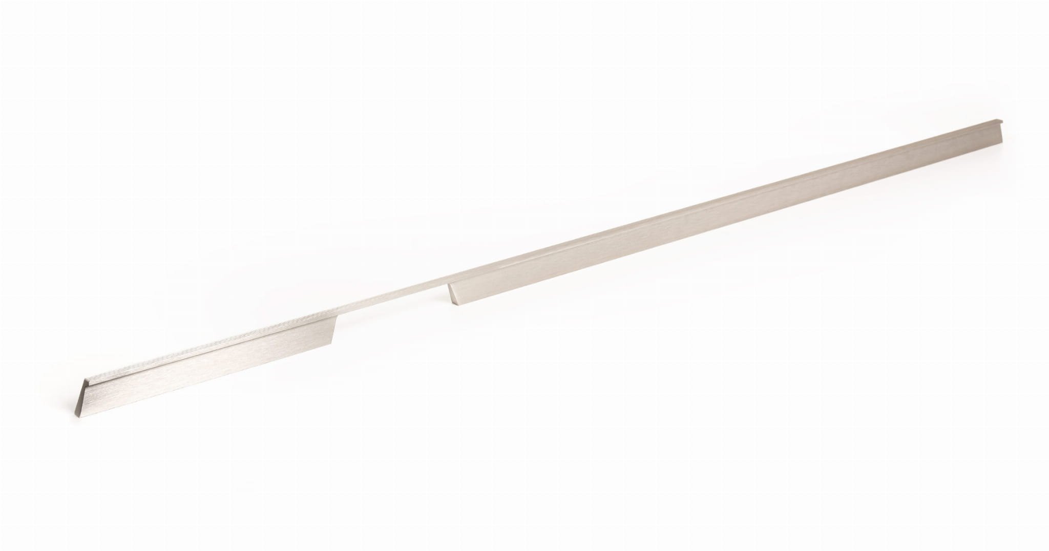 Möbelhandtag på längden Skena 1120 Aluminium Silver Borstad (vänster)