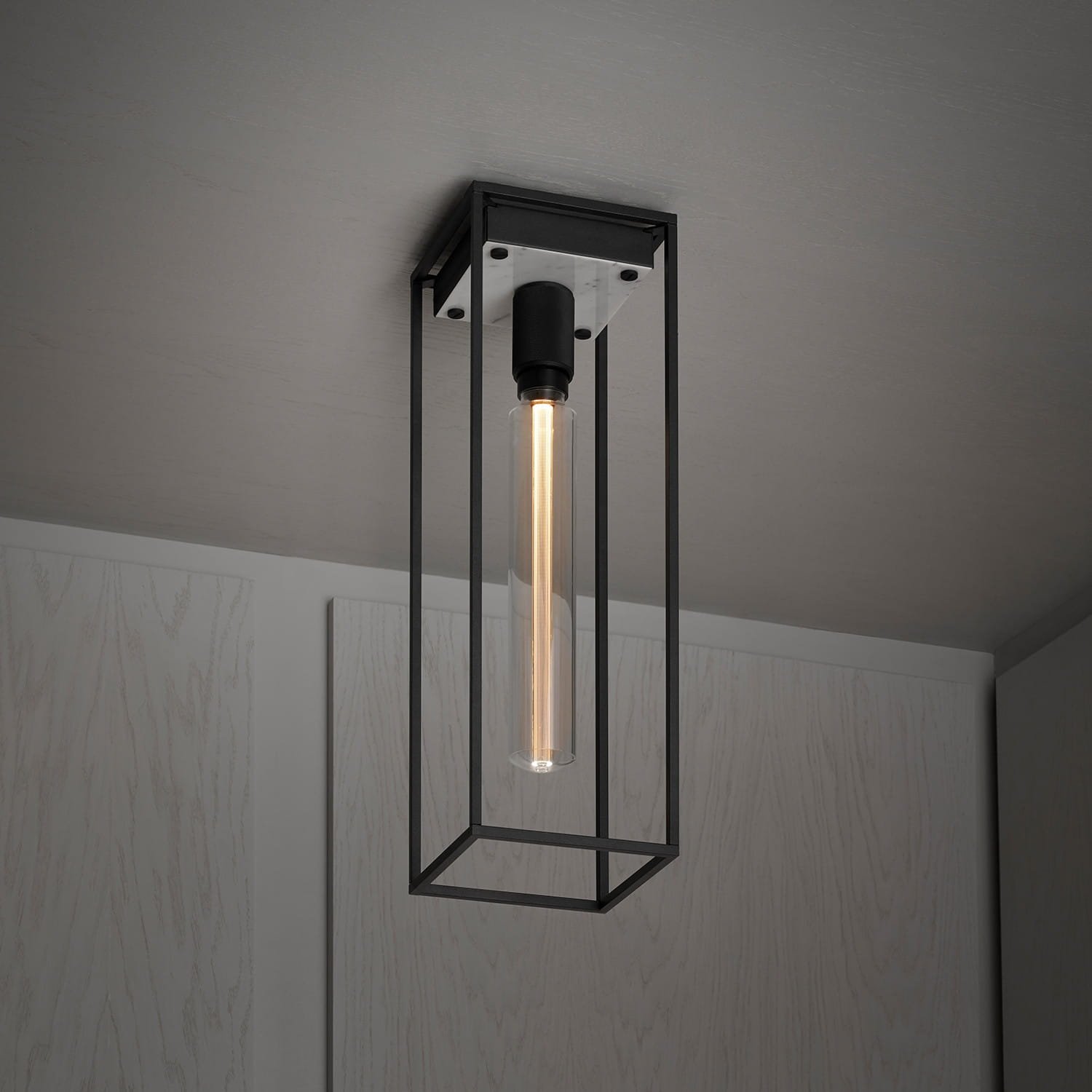 Caged Cross 1.0 Taklampa Stål Vit Marmor