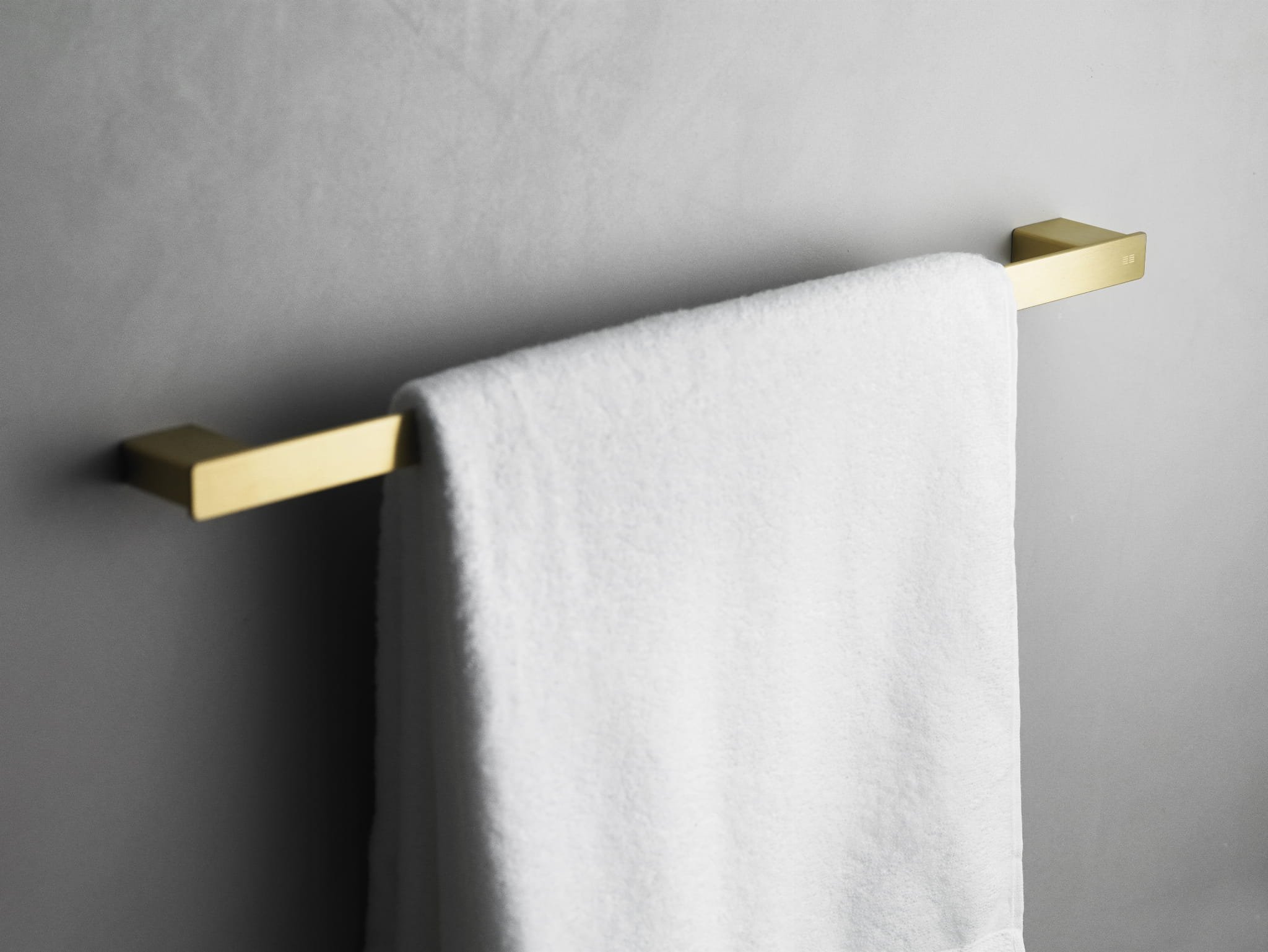 Handdukskrok 7082 Guld PVD-beläggning