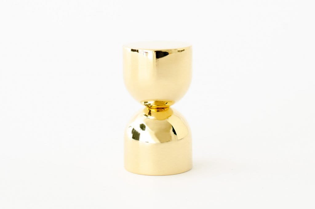 Kokeshi 1832 möbelknopp, polerad mässing, olackerad