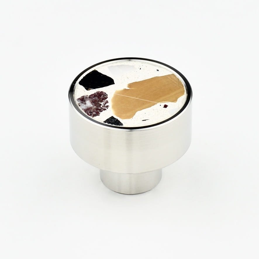 Marbelo M Terrazzo möbelknopp i stål