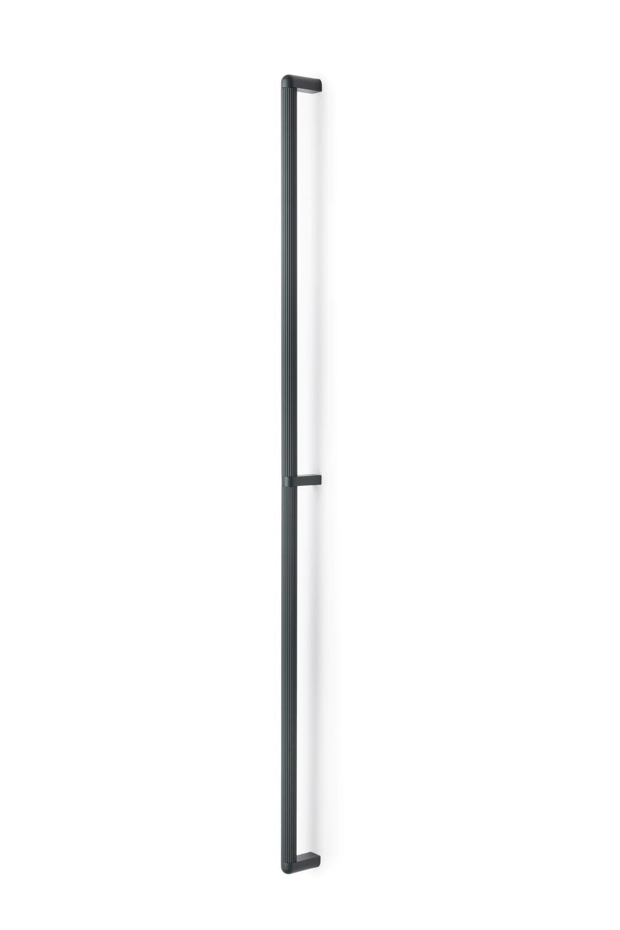 Riss Big 960 avlångt möbelhandtag, Aluminium Grön