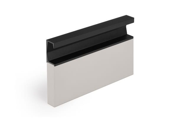 Infällt möbelhandtag Six 447 Aluminium Svart