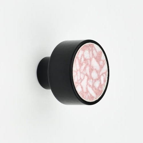 Marbelo XL Vägghängare Stål Svart med Rosa Terrazzo