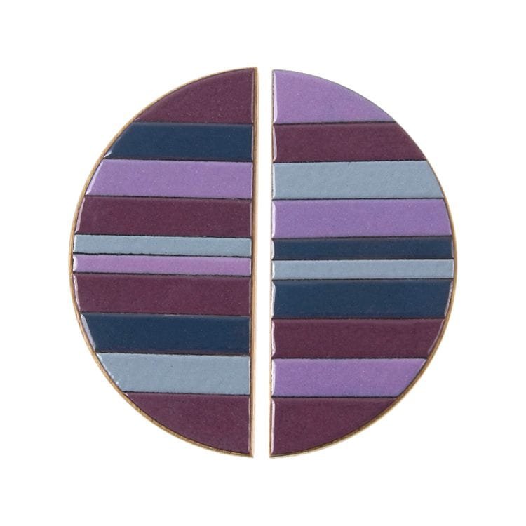 Tone Violet 100 kopparemaljerat möbelhandtag med ekträ hårdolja klarglans (höger)